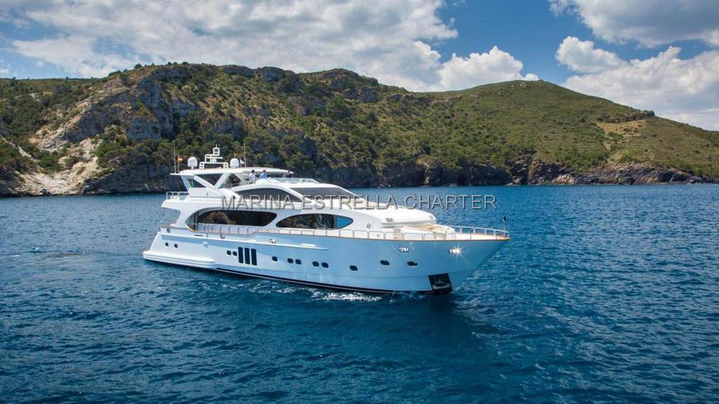Sail boat FOR CHARTER, year 2010 brand Bilgin Yachts and model 112, available in Club de Mar Palma Mallorca España